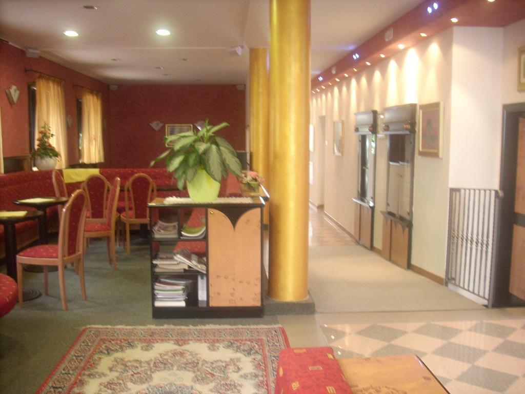 Hotel Concordia Levico Terme Exteriör bild